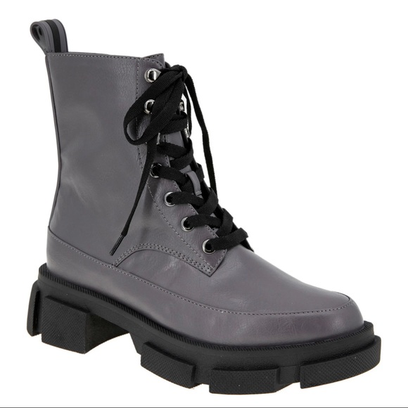 NIB BCBGeneration Ander Lace Up Combat Boots Granite Gray 9M 40 - Picture 2 of 12